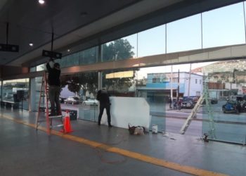 Reemplazan vidrios dañados en la Terminal Insurgentes del SITT