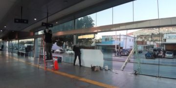 Reemplazan vidrios dañados en la Terminal Insurgentes del SITT