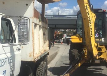 Inicia Cespt trabajos por hundimiento en área de la 5 y 10