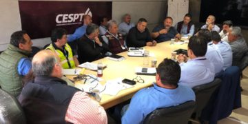 Coordinan autoridades estatales y municipales en tema de bacheo de vialidades