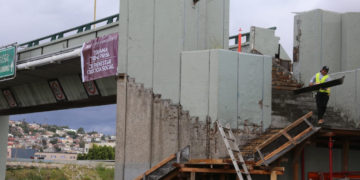 Ayuntamiento refuerza limpieza y rehabilitación de puentes vehiculares y peatonales