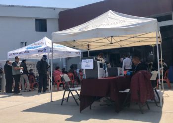 Mantiene Cespt módulo de atención en el exterior de sus oficinas