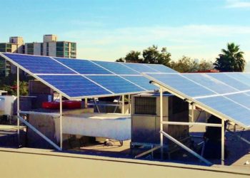 Estiman caída de 70% en paneles solares