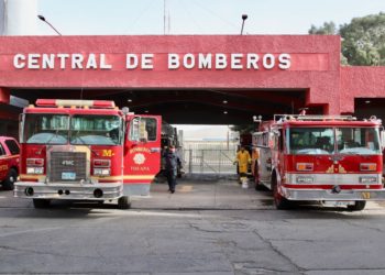 Ayuntamiento de Tijuana separa de su cargo al director de Bomberos Municipal