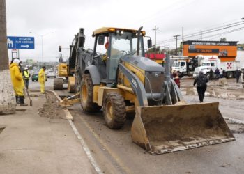 Continúan acciones preventivas entorno a obras por socavón en crucero Benito Juárez