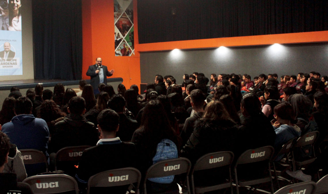 Iniciarán alumnos de UDCI cuatrimestre de forma virtual