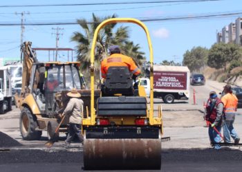 Constatan avance de bacheo y motoconformado en La Presa