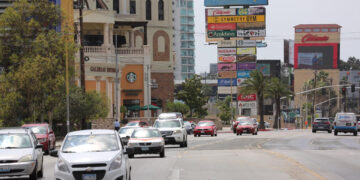 Suspenden circulación en tramo del bulevar Agua Caliente y el Puente Las Américas