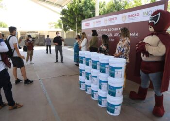 Aporta Inovi donativo en apoyo a escuelas municipales de Tijuana