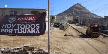 Instalan concreto hidráulico en colonia Humberto Gutiérrez de La Presa Este