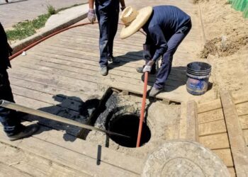 Realiza Cespt mantenimiento a la red de alcantarillado sanitario en Playas de Tijuana