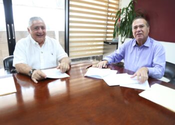 Formaliza Ayuntamiento convenio con Gob BC para coadyuvar en limpieza de canalización del Río