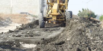 Avanza rehabilitación de obra en calle de Lomas de la Presa