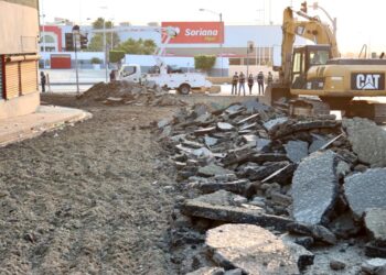 Pavimetan calle Cucapah en Lomas del Matamoros