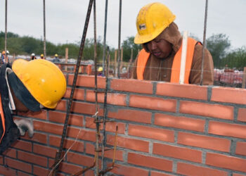 Genera industria de la vivienda casi 100 mil empleos en Baja California