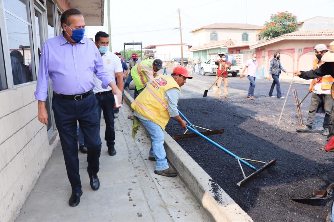 Pavimentación y bacheo en San Antonio de Los Buenos