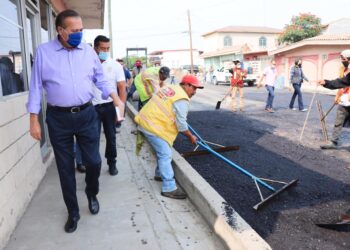 Pavimentación y bacheo en San Antonio de Los Buenos