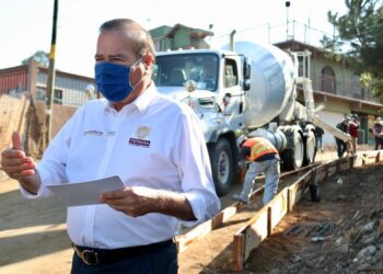 Pavimentan en Sánchez Taboada y Cerro Colorado