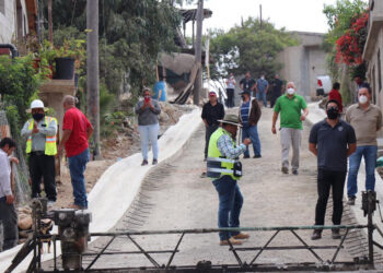 Atienden rezago en pavimentación y drenaje en San Antonio de los Buenos