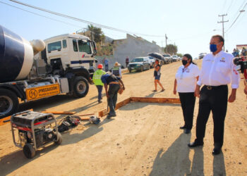 Obras de pavimentación en URBI Villas del Prado
