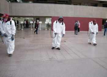 Refuerza Ayuntamiento filtros de entrada y desinfección del Palacio Municipal