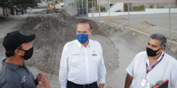 Realiza municipio motoconformado en vialidad de colonia La Joya