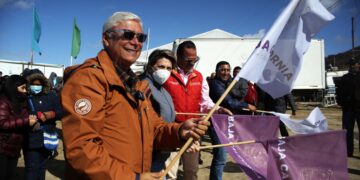 Banderazo de inicio de pavimentación en Col. Vista Horizonte de Tijuana
