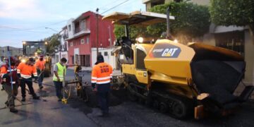 Obras de reencarpetado en colonia Marrón
