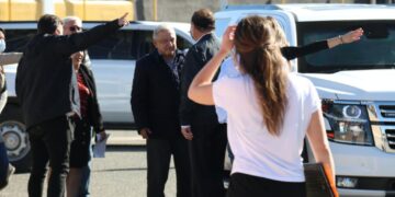 Acude González Cruz a Rosarito como invitado especial de AMLO