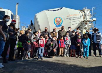 JL Concretos y Agregados apoya a niños y familias vulnerables