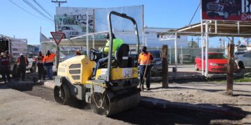 Avanza bacheo en bulevar Bernardo O´Higgins