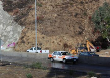 Contemplan dos semanas para rehabilitar talud en acceso a Playas de Tijuana