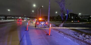 Cierran circulación en tramo de Vía Rápida por socavón