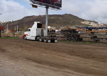 Piden transportistas de carga contribuir en planes de desarrollo urbano