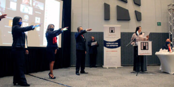 Toman protesta a nueva mesa directiva de APIT para el 2021