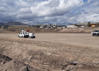 Colocan primera piedra de parque industrial HUBS Tijuana