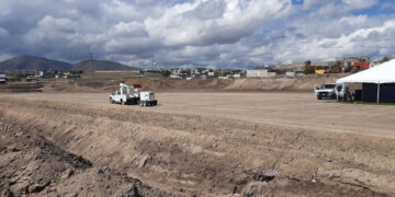Colocan primera piedra de parque industrial HUBS Tijuana