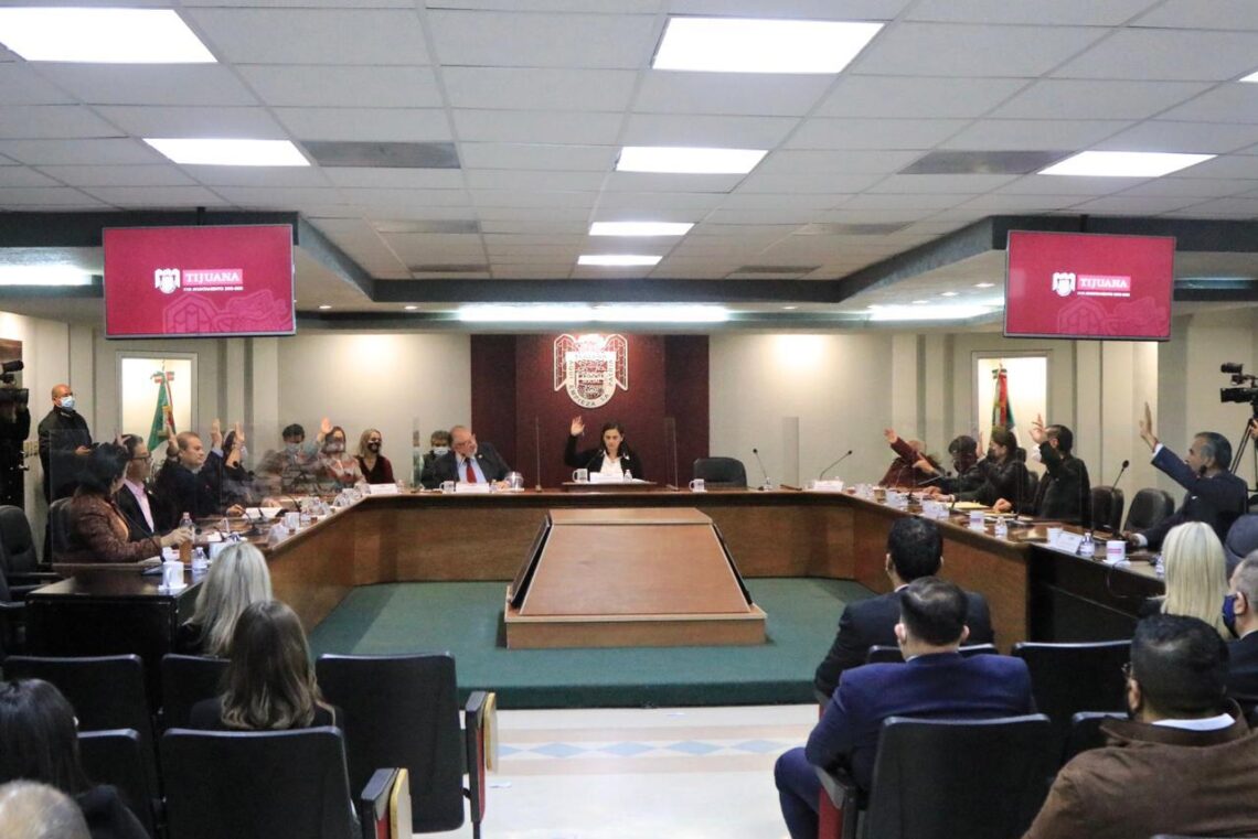 Toman protesta a regidores suplentes del Ayuntamiento