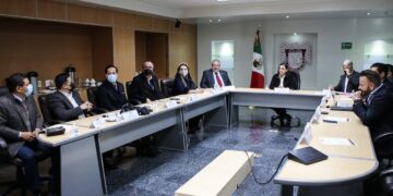 Analizan avances en recuperación económica post COVID-19