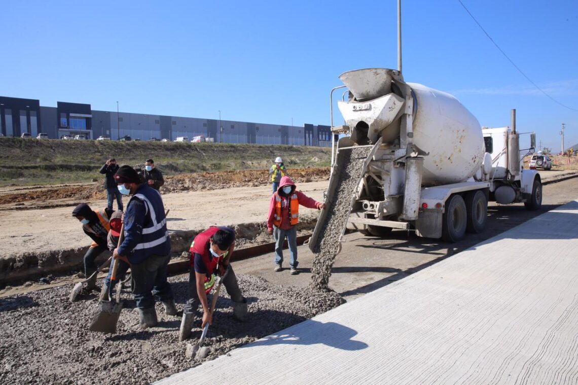 Avanza construcción en carretera libre Tijuana-Mexicali