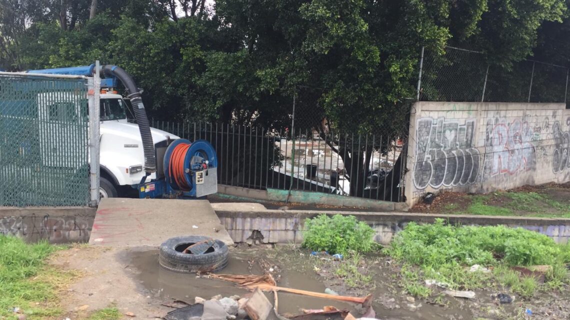 Incrementan taponamientos en drenaje de Tijuana: Cespt