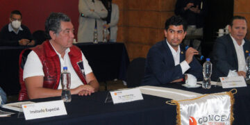 Urgen a no seguir ´dando aspirinas´ al problema del saneamiento de agua