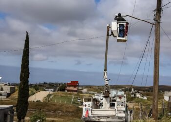 Atiende municipio rezago en iluminación pública