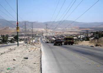 Rezagada Tijuana en obras viales: CMIC