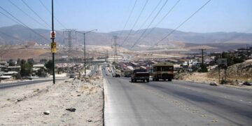 Rezagada Tijuana en obras viales: CMIC