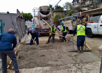 Realiza Cespt bacheo en colonia Buenavista
