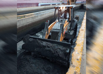 Realiza Cespt desazolve en planta de bombeo 1