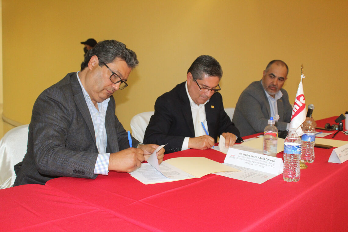 Impulsan capacitación en alianza de la cadena productiva del ramo constructor