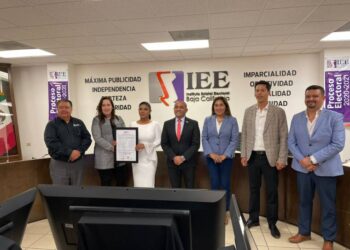 Recibe Montserrat Caballero constancia como Alcaldesa Electa de Tijuana