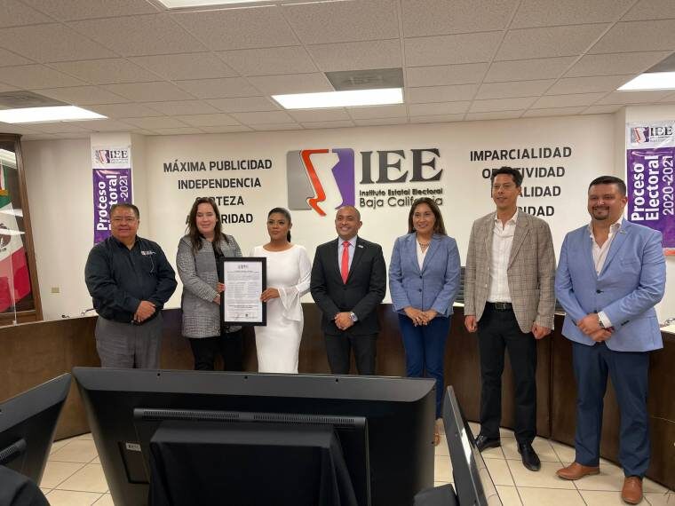 Recibe Montserrat Caballero constancia como Alcaldesa Electa de Tijuana